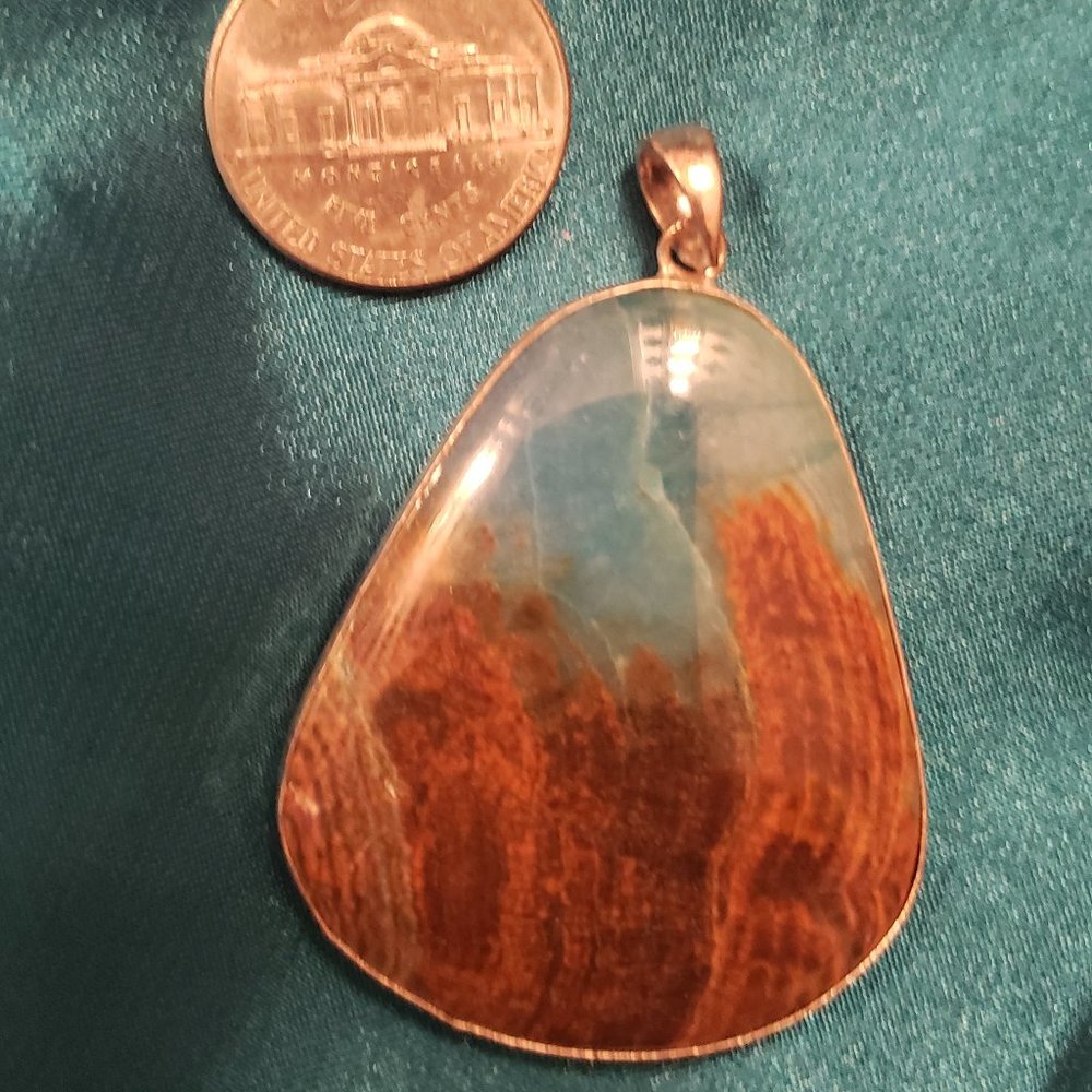 Unique pendant